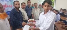 আক্কাছ আলী রেলওয়ে একাডেমীতে বৃত্তি প্রদান অনুষ্ঠান