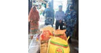 কোস্টগার্ডের অভিযানে বিপুল পরিমাণ পলিথিন জব্দ
