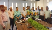 ইউএনও'র সংবর্ধনা পেলাে জাতীয় পর্যায়ে সাফল্য অর্জন করা হাজীগঞ্জ সরকারি পাইলটের তিন শিক্ষার্থী