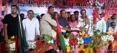 বিএনপি ভবিষ্যতের জন্যে সংগঠনকে শক্তিশালী ও গতিশীল করতে কাজ করছে                                                                    ................ডা. আবুল কালাম আজাদ