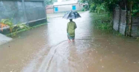 বৃষ্টির দিনে শহর জাগানো