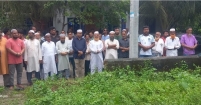 হাজীগঞ্জে ব্যারিস্টার কামালের গণসংযোগ ও প্রয়াত নেতৃবৃন্দের কবর জিয়ারত