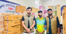 মৌলভীবাজারে ডিবির অভিযানে ৭৩ লক্ষ টাকার ভারতীয় প্রসাধনী উদ্ধার, আটক ১