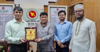 চাঁদপুর খবর পত্রিকার পক্ষ থেকে বিদায়ী এসিল্যান্ড মো. আল এমরান খানকে সংবর্ধনা