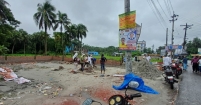 রায়পুরে নিষেধাজ্ঞা অমান্য করে সড়কের পাশের ৫ কোটি টাকার জমি দখলের অভিযোগ
