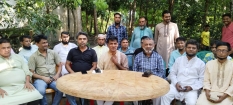 বিএনপির দু গ্রুপের সমাবেশ প্রশাসনের হস্তক্ষেপে পণ্ড।। নিজ বাড়িতে মতবিনিময় সভায় মোস্তফা খান সফরী