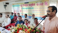 হাজীগঞ্জে সাড়ে ৩শ' সনাতনী  পেলো পূজা উদযাপন পরিষদের বস্ত্র