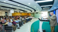 ড্যাফোডিল ইন্টারন্যাশনাল ইউনিভার্সিটিতে  বিশ্বখ্যাত জিনতত্ত্ববিদ স্যার ওয়াল্টার বোডমারের   ‘হিউম্যান জিনোম, ক্যান্সার  এবং ইমিউনোথেরাপি’ শীর্ষক মূল প্রবন্ধ উপস্থাপন