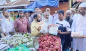 ফরিদগঞ্জে হুমায়ুন কবির বেপারীর পক্ষে বিএনপির ৩১ দফার লিফলেট বিতরণ