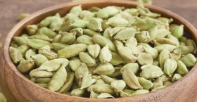 রক্তচাপসহ পাঁচটি রোগ নিয়ন্ত্রণ করবে এলাচ