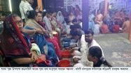 জন্মদায়িনী মাকে দেবীরূপে পূজা করলেন সন্তানরা
