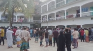 নোয়াখালীতে মাদরাসায় ঘুমের মধ্যে ছাত্রকে জবাই করে হত্যা