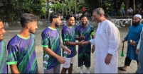 বিটি রোডে ফুটবল টুর্নামেন্টের ফাইনাল উদ্বোধন করলেন  শেখ ফরিদ আহমেদ মানিক