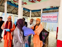 শীতার্তদের পাশে রামকৃষ্ণ আশ্রম চাঁদপুর