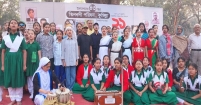 নাচ, গান, কবিতা ও নাটকে মুখরিত করে কুমিল্লা মিশনারী স্কুলের শিক্ষার্থীরা