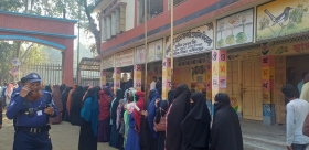 নারী ভোটারের উপস্থিতি বেশি