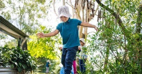 বসন্তে রাঙা চোখ