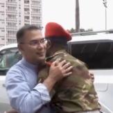 প্রটোকলের দেয়াল ভেঙে মানবিক বাংলাদেশ!