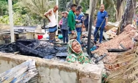 রামগঞ্জে আগুনে দিনমজুরের বসতবাড়ি পুড়ে গেছে