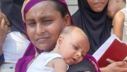দেড় মাসের বাচ্চা নিয়ে.....