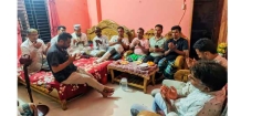সড়ক দুর্ঘটনায় আহত সাংবাদিক বাদশাকে দেখতে গেলেন মতলব উত্তর প্রেসক্লাব নেতৃবৃন্দ