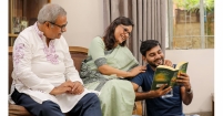 ডিগ্রি বনাম মনুষ্যত্ব : প্রকৃত শিক্ষার সংজ্ঞায় মা-বাবা ও সন্তানের সম্পর্ক