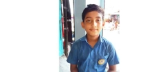 খুদে ফুটবলার রুপম দে'র খুব ইচ্ছা মেসিকে কাছ থেকে ছুঁয়ে দেখার