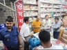 ফার্মেসি ও মেডিকেল ইকুইপমেন্ট স্টোরে মোবাইল কোর্ট : ১ লাখ টাকা জরিমানা