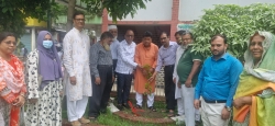 চাঁদপুর প্রেস ক্লাব প্রতিষ্ঠিত  উদয়ন শিশু বিদ্যালয়ে বৃক্ষরোপণ কর্মসূচি উদ্বোধন