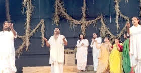বর্ণচোরা নাট্যগোষ্ঠীর ৪৯তম প্রযোজনায় ‘লালননামা’ মঞ্চস্থ