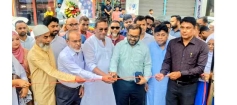 একমাত্র মেয়ের কাছ থেকেই গাছ লাগানোর আসল শিক্ষা পেয়েছি  —এমপি শেখ ফরিদ আহম্মেদ মানিক