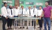 জেলা আইনজীবী সমিতিতে আ. সাত্তার খান ফাউন্ডেশনের দুটি স্ট্রেচার প্রদান