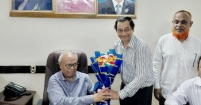 বিএনপির ভারপ্রাপ্ত মহাসচিব রুহুল কবির রিজভীকে সাবেক এমপি লায়ন হারুনের শুভেচ্ছা
