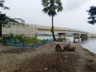 জমি অধিগ্রহণ ছাড়াই শুরু, অ্যাপ্রোচ সড়কে এলাকাবাসীর বাধা
