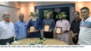 ফরিদগঞ্জে জনসেবার স্বীকৃতি : ৩ জনকে জলপাই পাতার ‘শান্তির মুকুট’ দিলো নাগরিক ফোরাম