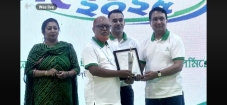 কে. এম. লোকমান হোসেন বর্ষসেরা উন্নয়ন ব্যবস্থাপক হিসেবে দ্বিতীয়