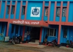 সিঁধ কেটে ঘরে ঢুকে বৃদ্ধাকে  জবাই করে হত্যা