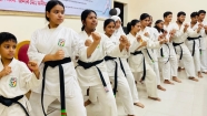 চাঁদপুরে ১৩ জনকে ব্ল্যাক বেল্ট ও সার্টিফিকেট প্রদান