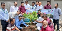 চাঁদপুর সেন্ট্রাল রোটারী ক্লাবের বৃক্ষরোপণ ও শিক্ষার্থীদের মাঝে চারা বিতরণ