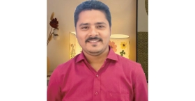 কবিতায় মূলত আমি মানুষকে প্রকাশ করি