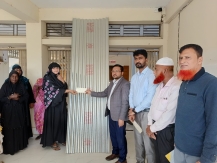 কচুয়ায় ১৯ পরিবারের মাঝে ঢেউটিন ও সহায়তার চেক বিতরণ