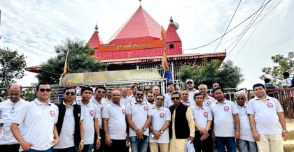 শত ব্যস্ততার মাঝেও চন্দ্রনাথধাম-বাঁশবাড়ীয়ায় অন্যরকম একদিন কাটালেন কুমিল্লার সনাতনী আইনজীবীরা